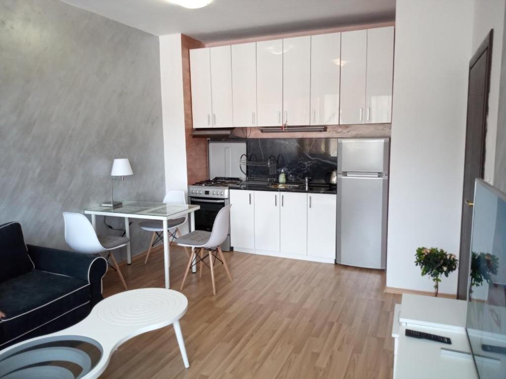 Апартамент Лукс В Спа Хотел Свети Спас Velingrad Luaran gambar